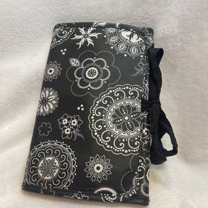 Thirty One Fold & Go Organizer Planner Trifold Note‎ Pad Black and white
